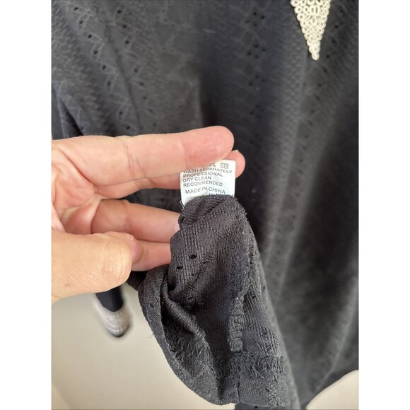 Women's Black Lace Blouse M Long Sleeve Stretch Tan Lace Accent Sheer Dressy Top - Picture 6 of 8